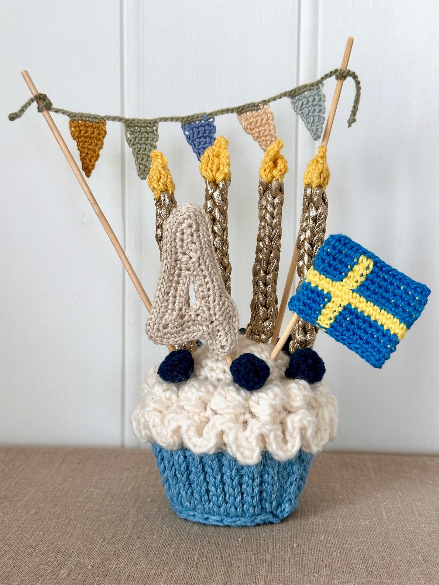 Virkbeskrivning: Hjärtballong, vimpel, svensk flagga